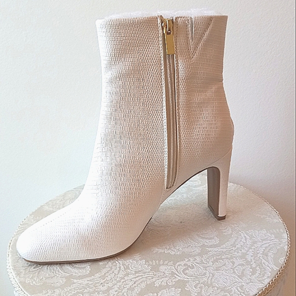 Ladies Vegan White Croc Botties